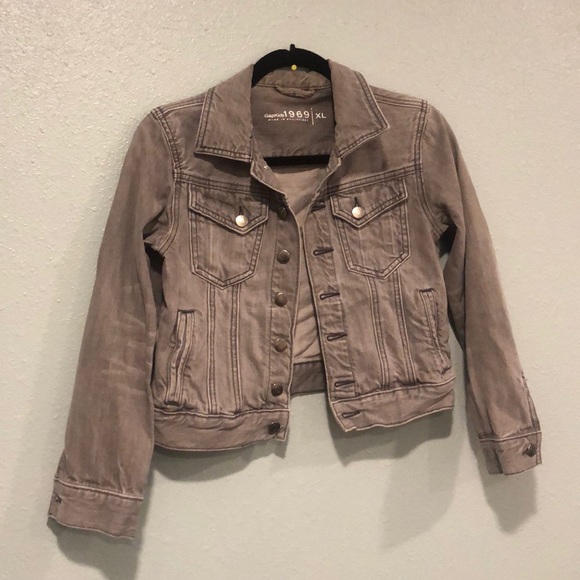 Cropped Jean Jacket - Picture 3 of 4